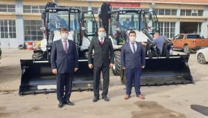 Yeni Hizmet Araçları Teslim Edildi