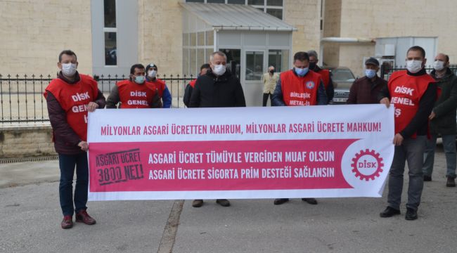 ‘Asgari ücrette milli gelir artışı dikkate alınmalıdır’