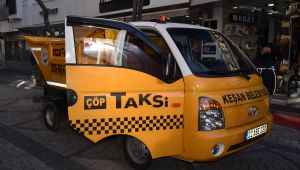 Çöp taksinin müzikli anonsu dikkat çekiyor