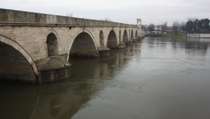 Dün kuraklık vardı bugün taşkın uyarısı