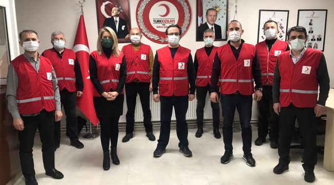 Kızılay’dan ihtiyaç sahiplerine gıda kolisi