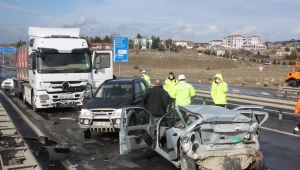 Zincirleme trafik kazasında 1kişi öldü