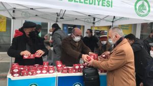 Belediye 15 bin kandil simidi dağıttı