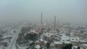 Edirne beyaza büründü