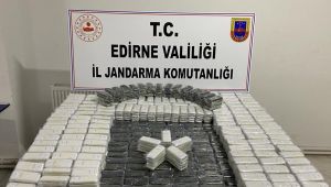 Edirne'de 3 bin 500 kaçak cep telefonu ele geçirildi