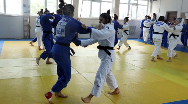 Judo Kadın Milli Takımı, Grand Slam müsabakalarına hazırlanıyor
