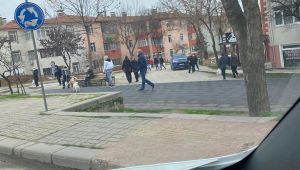 Kısıtlamada cadde ve sokaklarda insan seli