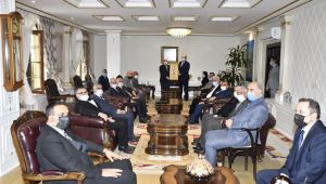 MHP’den Vali Canalp’e ziyaret