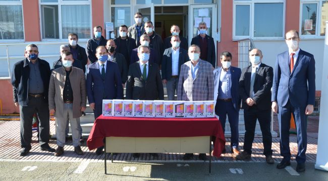 SÜTÜB’ten eğitime tabletli destek