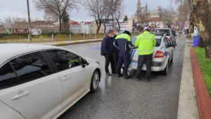 Trafik ekipleri denetimini sürdürdü