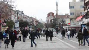 Esnaf yoğunluktan memnun