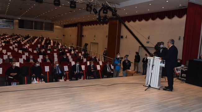 Helvacıoğlu ‘Bugün ne değişti de kredi dayatması yapılıyor?’