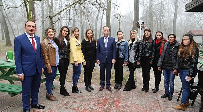 Kadın çalışanlara 8 Mart izni