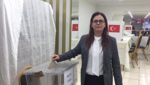 ‘Kadınlarımızın toplumda hak ettiği yeri almaları umuduyla’