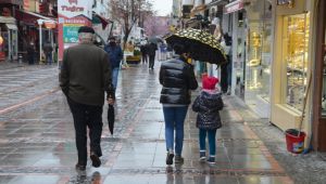 Sağanak yağış etkili oldu