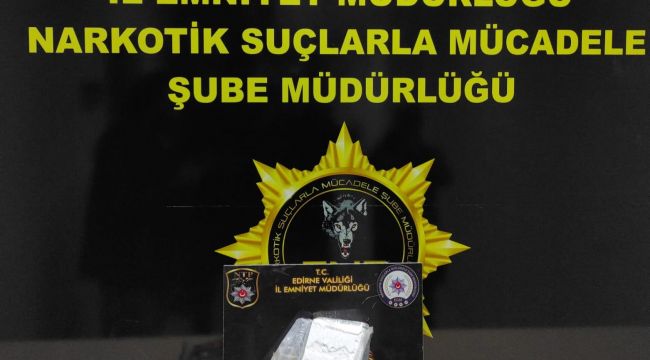 Tırcının montundan 2 kilo 300 gram kokain çıktı
