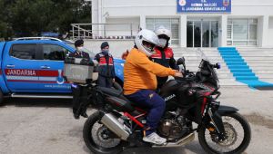 Otizmli genç jandarmanın misafiri oldu