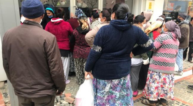 Ramazan paketi dağımı izdihama dönüştü