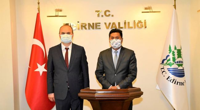 Sri Lanka Cumhuriyeti Ankara Büyükelçisi Hassen'den, Vali Canalp'e ziyaret