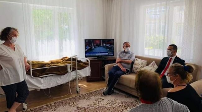 Göktaş'tan 101 yaşındaki Zülice Şevle'ye ziyaret
