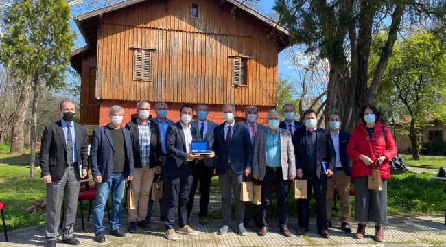 İşçimen, okul sekreterleriyle bir araya geldi