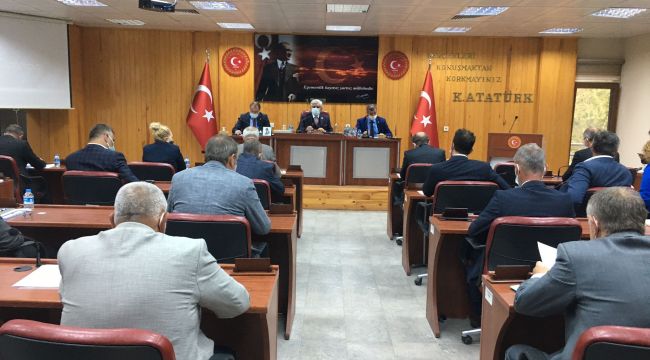 Meclis’te tansiyon tavan yaptı
