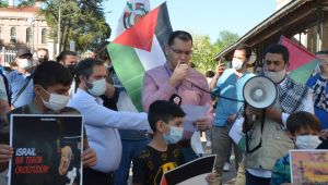 Mescid-i Aksa'ya yapılan saldırıları protesto ettiler