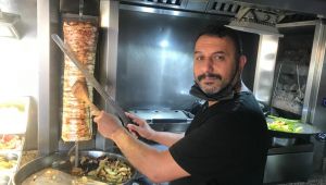 Dönerciler ateşin başında bunaldı