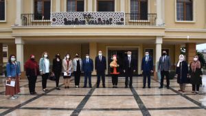 ‘Kadınlarımız birleşiyor, üretiyor ve kazanıyor’