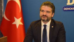 ‘Milletle daha fazla dalga geçilmesin’