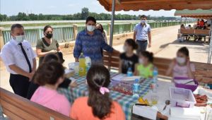 Sınav öncesi öğrencilere moral pikniği