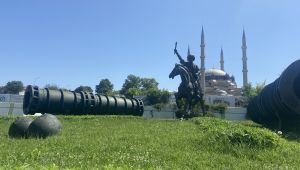 Sokağa çıkma kısıtlamasının son gününde YKS yoğunluğu yaşandı