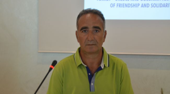 Akdağ, Miçotakis’i dostluk iklimine davet etti