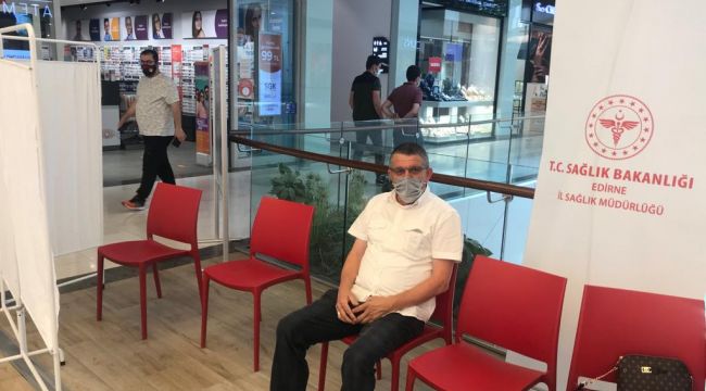 Aşı vatandaşın ayağına gitmeye devam ediyor