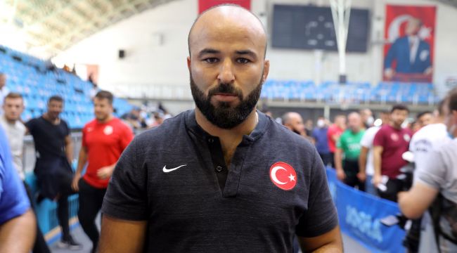 Başpehlivan Orhan Okulu Kırkpınar için kayıt yaptırdı