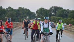 Çevre yolu için pedal çevirdiler