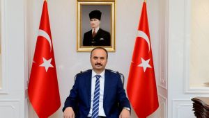 ‘Milletimiz meydanı darbecilere bırakmamıştır’