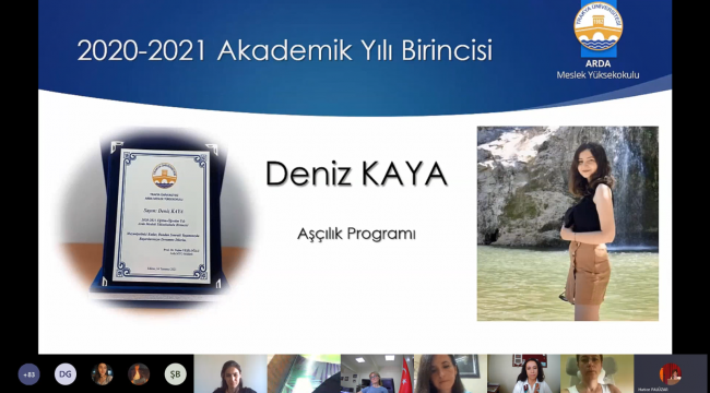 Öğrenciler mezuniyet coşkusunu çevrimiçi yaşadı