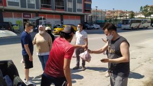 Yabancı öğrencilere kurban eti dağıtıldı