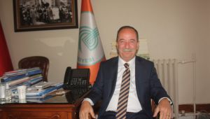 ‘Cadde açmak istiyorsa önce belediyeyi kazanacak’