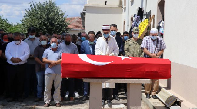 Edirneli gazi askeri törenle son yolculuğuna uğurlandı