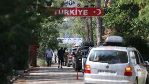 Gurbetçiler yoğunluktan diğer sınır kapılarına yöneliyor