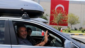 Gurbetçilerin yaşadıkları ülkelere dönüşleri sürüyor