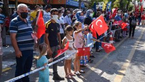 İlçelerde Zafer Bayramı coşkusu