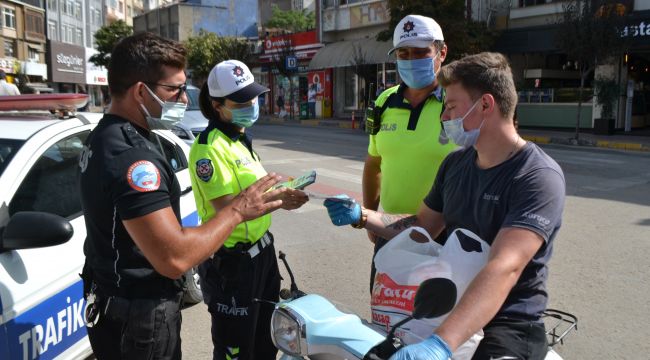 Keşan'da motosiklet sürücüleri kask konusunda bilgilendirildi