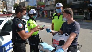 Keşan'da motosiklet sürücüleri kask konusunda bilgilendirildi