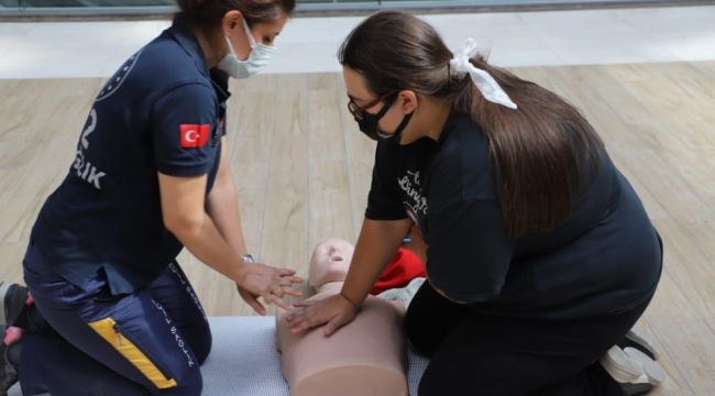 AVM’de ilkyardım eğitimi