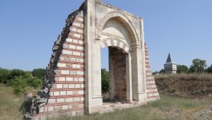 Edirne Sarayı'ndaki caminin kalıntılarına ulaşıldı