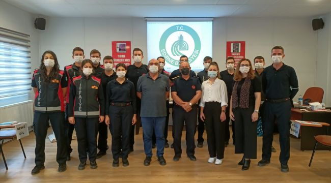 İtfaiye personeline ilk yardım eğitimi
