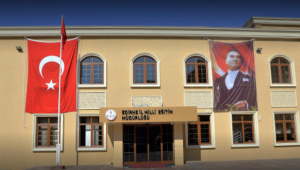 Öğrencilerin ayakkabıları karşılandı